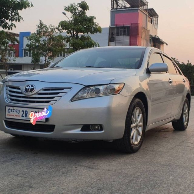 Toyota Camry XLE 07 Full