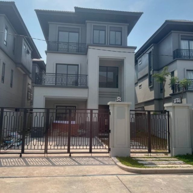 Villa Queen B II for Sale at Borey Chip Mong