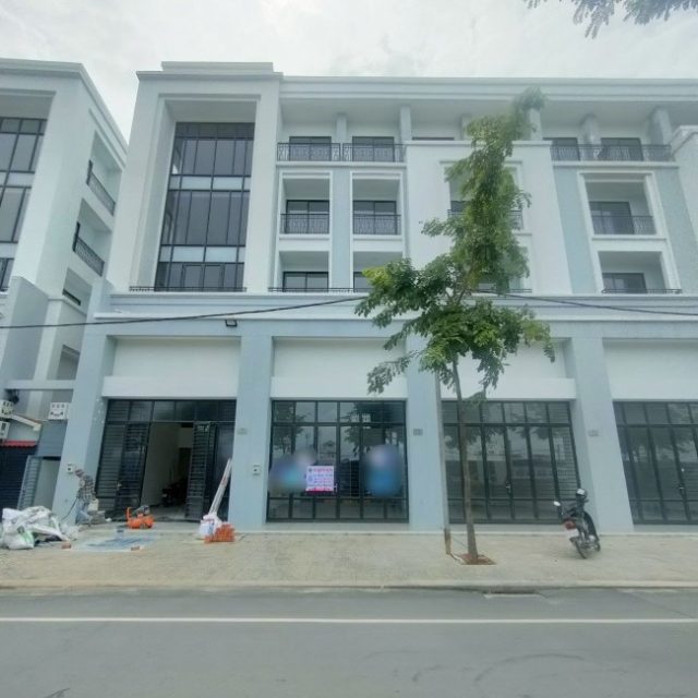 Shop house for rent: Borey Chipmong 271
