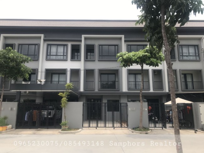 Link A for Rent at Borey Chip Mong Land 598