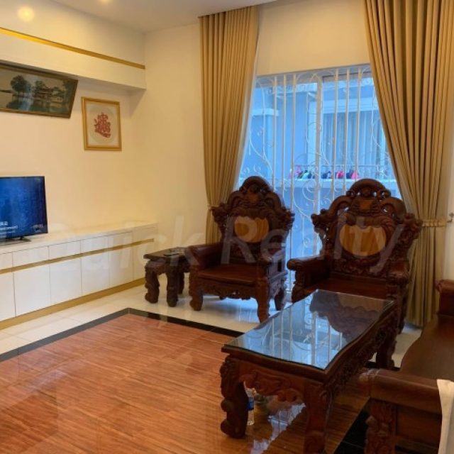 ផ្ទះវីឡាភ្លោះសម្រាប់ជួលនៅបុរី វិមានភ្នំពេញ