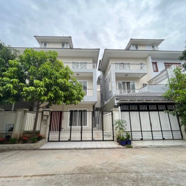 Twin Villa for sale and Rent