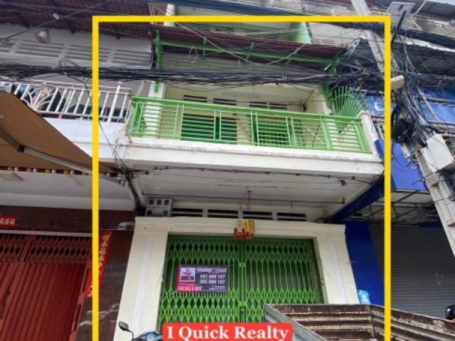 ផ្ទះអាជីវកម្មសម្រាប់លក់ នៅជិតផ្សារអូរឫស្សី