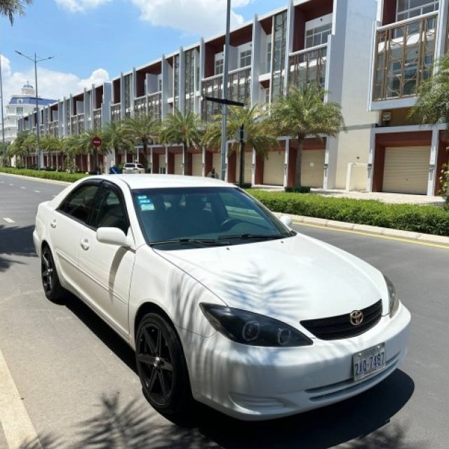 Toyota Camry Le Absចុច