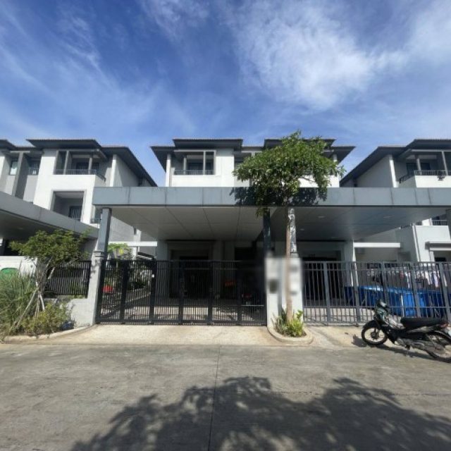 វីឡាភ្លោះ សម្រាប់ជួលក្នុងបុរី ជីបម៉ុង