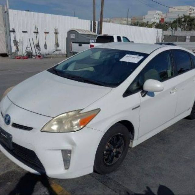 Prius 2012 Option2 ខាងក្នុងលឿង