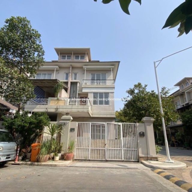 Twin A for rent at Borey PH Boung Snor