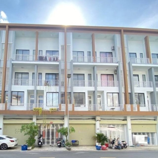 ផ្ទះអាជីវកម្មសម្រាប់ជួល