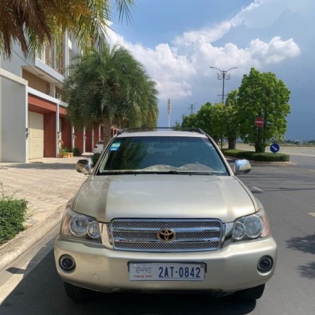 Toyota Highlander 6ម៉ាសុីនប៉ុង1