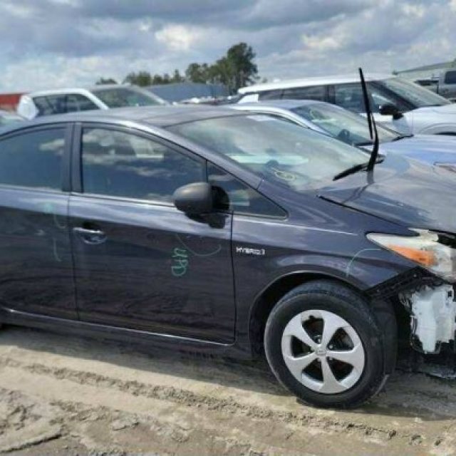Prius 2012 Delux Solar
