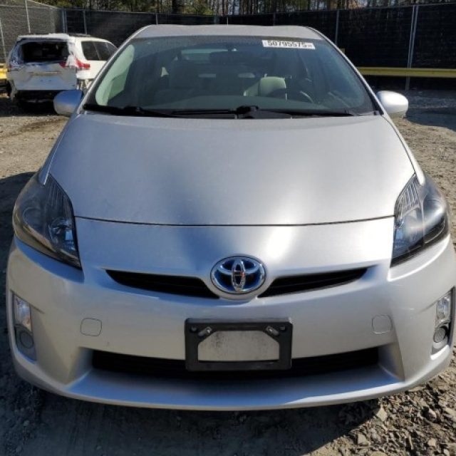 PRIUS  2010  OP2  ប្រាក់