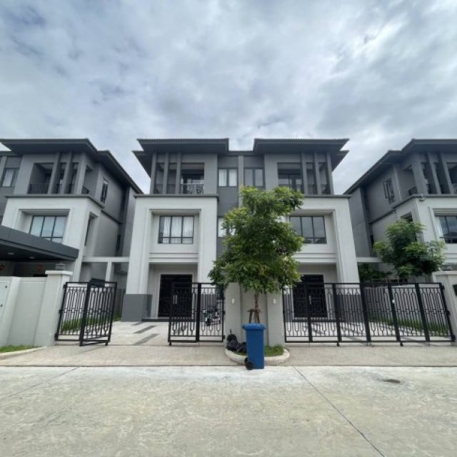 វីឡាភ្លោះ សម្រាប់ជួល