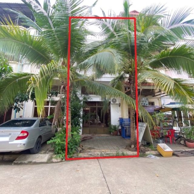 ផ្ទះល្វែងសម្រាប់ជួល​​
