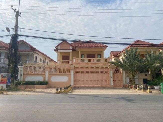 វីឡាទោលសំរាប់ជួល